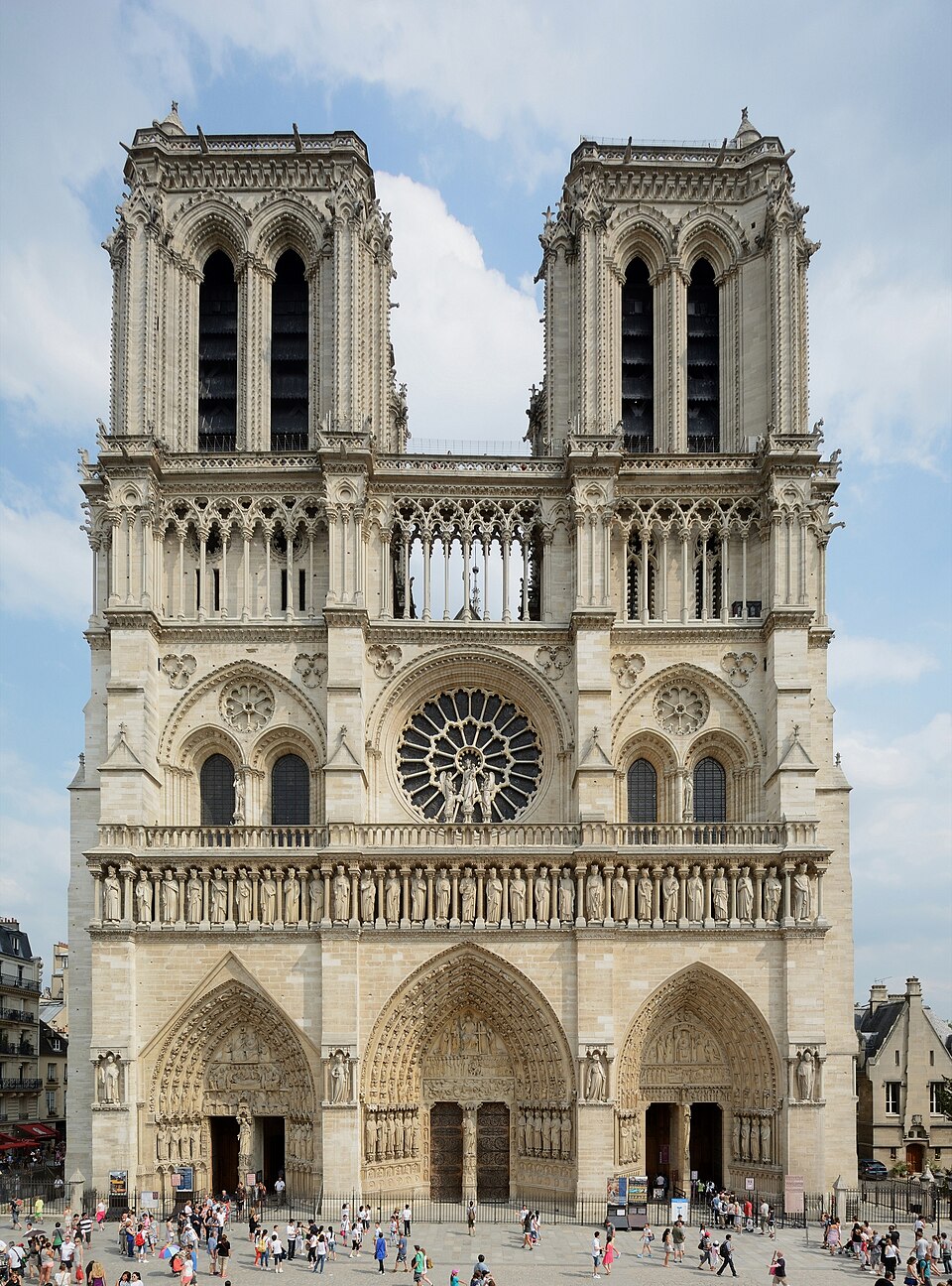 楽譜　Notre Dame de Paris - 完全版　フランス語 Notre-Dame de Paris Visitor-Guidance Project | Paris, France